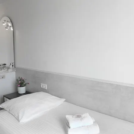 Hotel Benno 2*